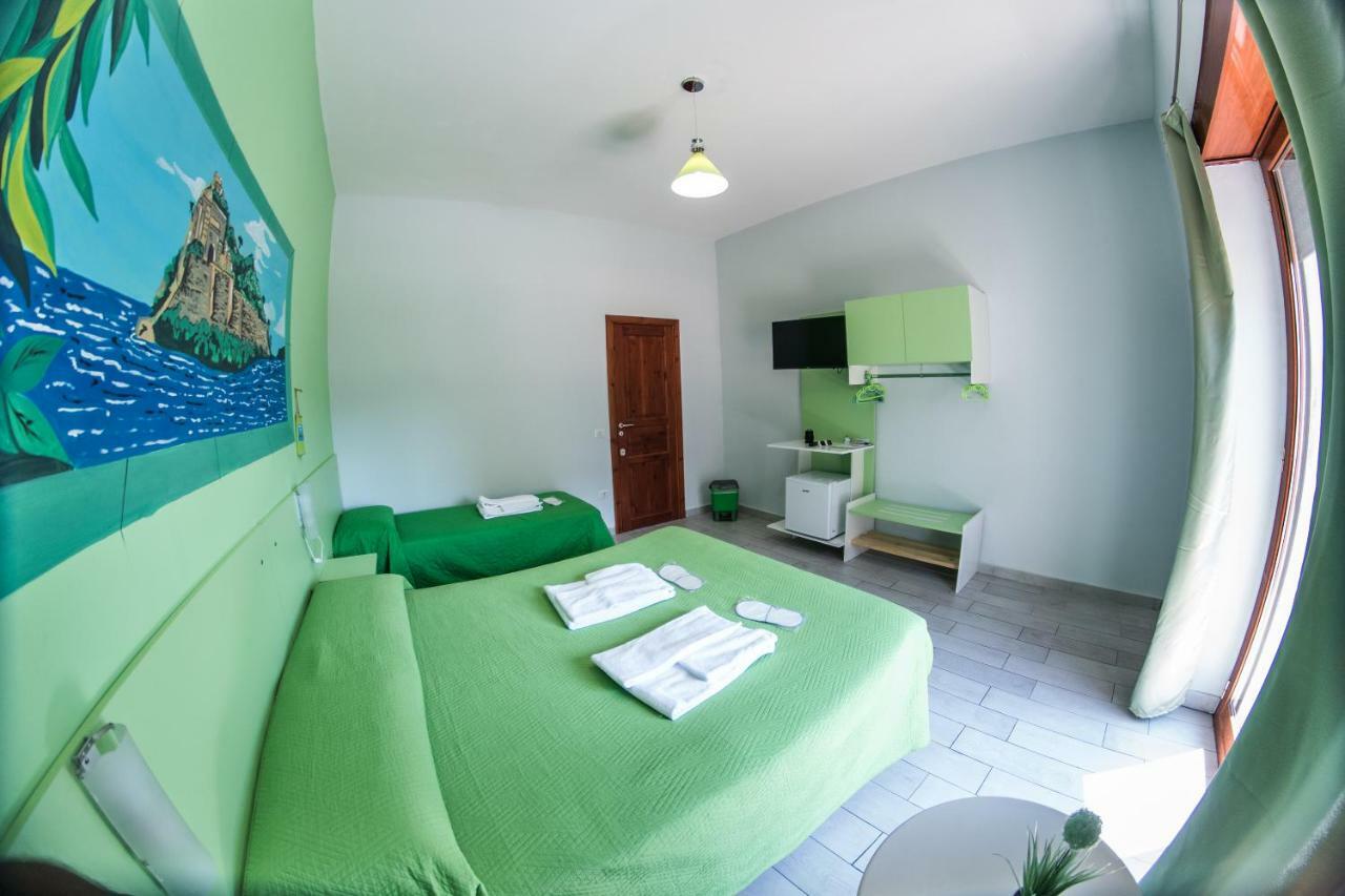 B&B Le isole Neapel Exterior foto